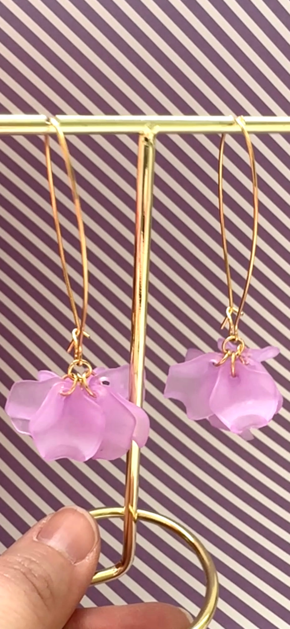 Boucles d’oreilles EVA – Dormeuses élégantes à pétales colorés-Boucles d'oreilles-Camilmari Bijoux-Camilmari Bijoux.
