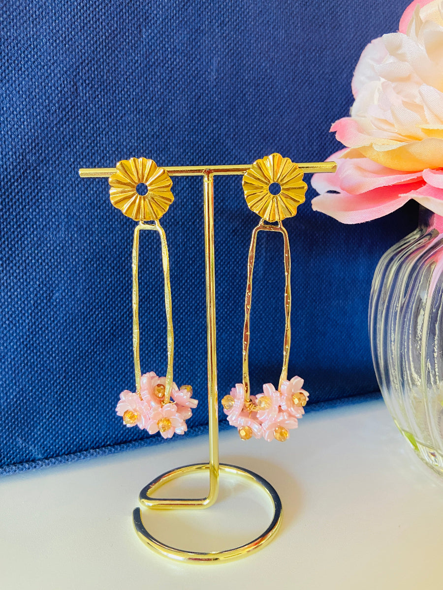 Boucles oreilles fleuries pour ceremonie coloris rose pale SAKURA - Camilmari Bijoux