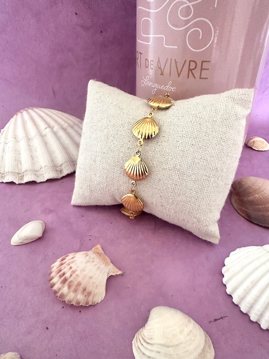 Bracelet avec des coquillages dores Nereide - Camilmari