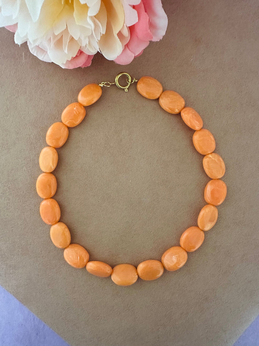 Collier de perles ovales Olivia coloris orange mandarine - Camilmari Bijoux