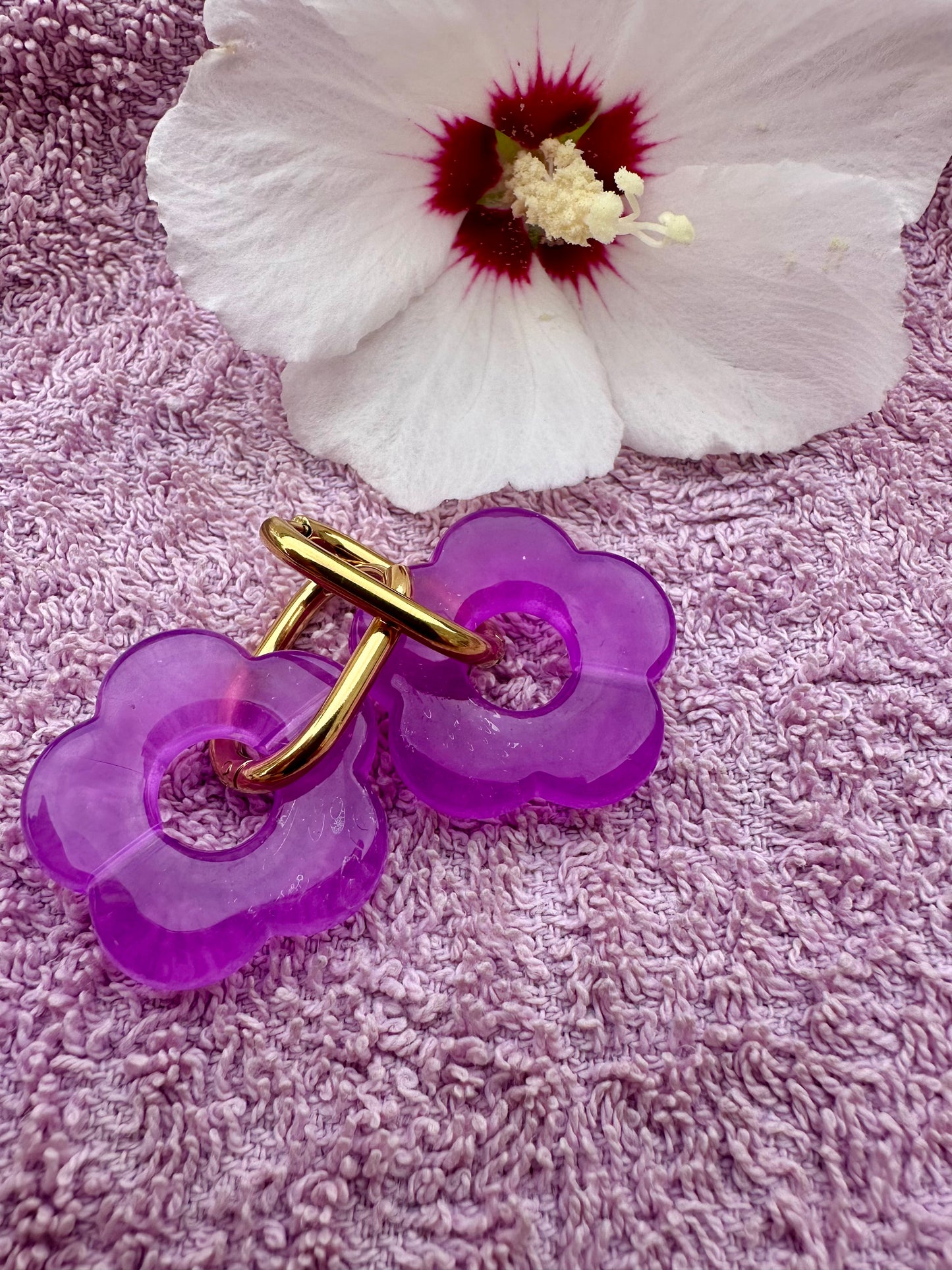 Créoles fleurs SOFIA – Boucles d'oreilles fleuries personnalisables et interchangeables