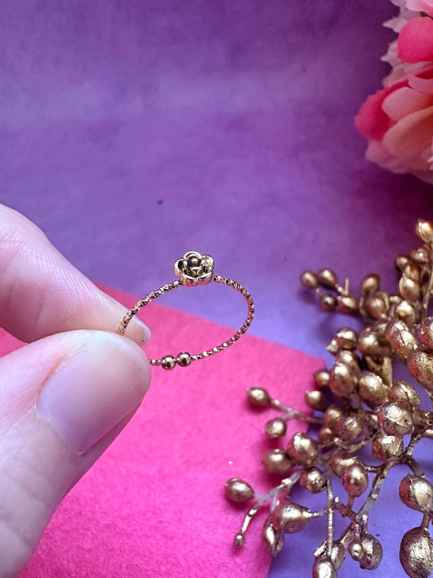Bague ÉLÉANORE – Bague fine fleur dorée en acier inoxydable-Bague-Camilmari Bijoux-Camilmari Bijoux.