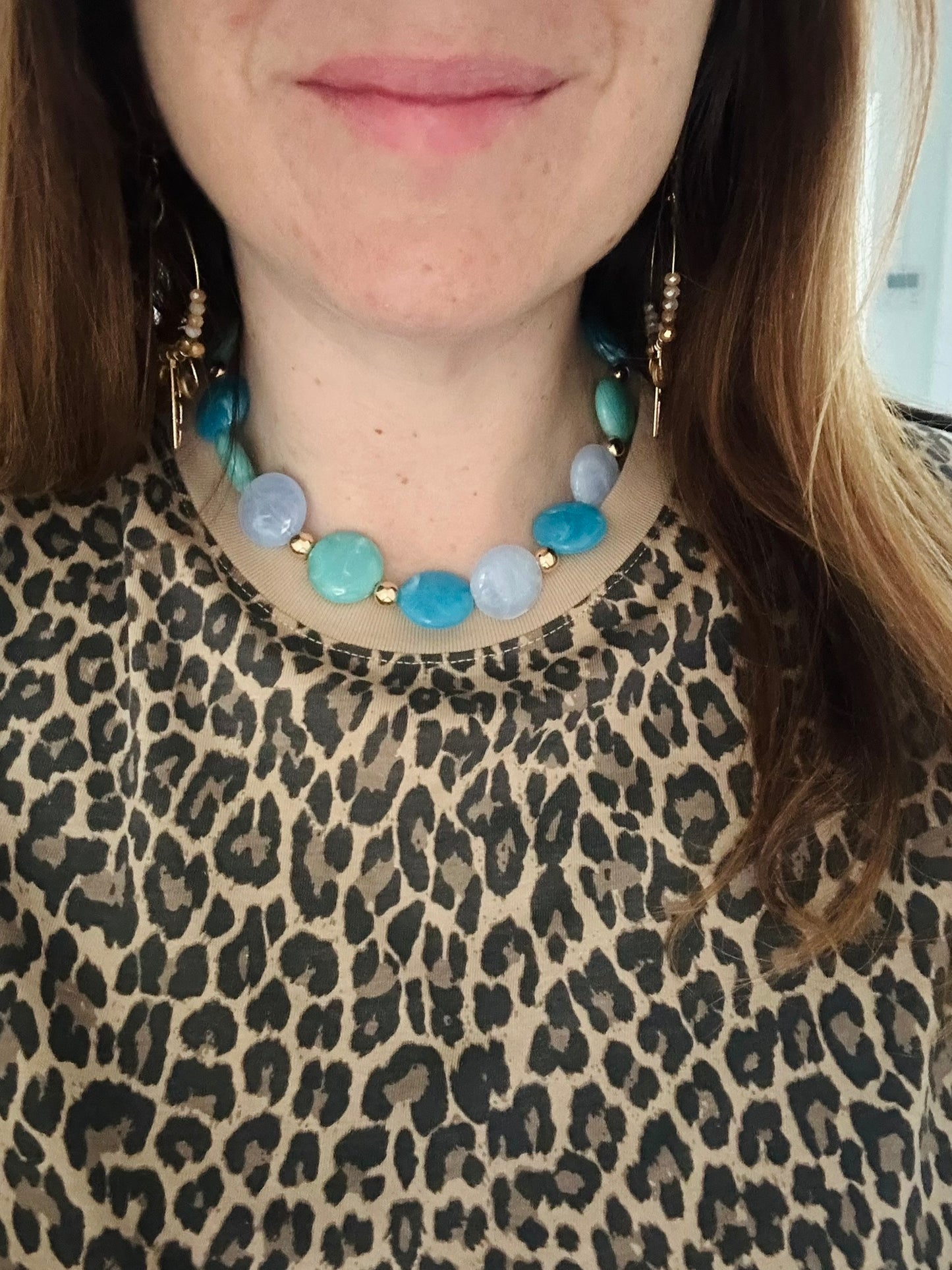 Collier de perles multicolores MARLÈNE – Bijou coloré fait main – Camaïeux de bleu-Colliers-Camilmari Bijoux-Camilmari Bijoux.