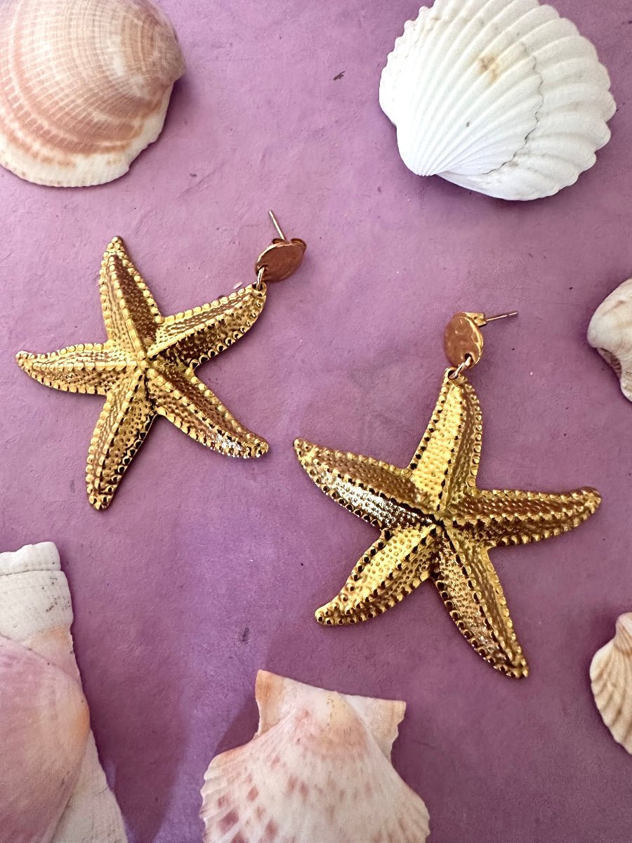 Boucles d’oreilles OCÉANE – pendants étoile de mer en acier inoxydable doré - Camilmari Bijoux -