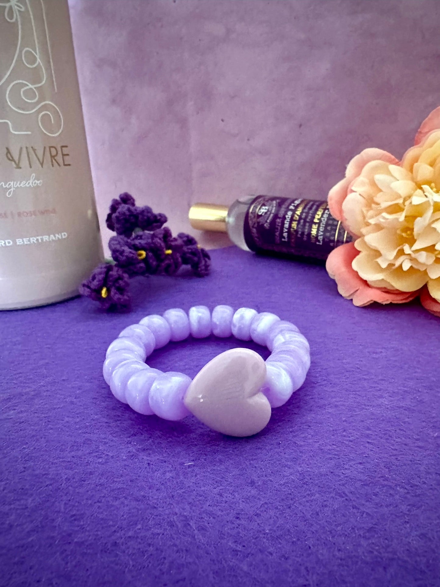 Bracelet coloré CLAUDIE - Camilmari Bijoux - Lilas avec un coeur lilas