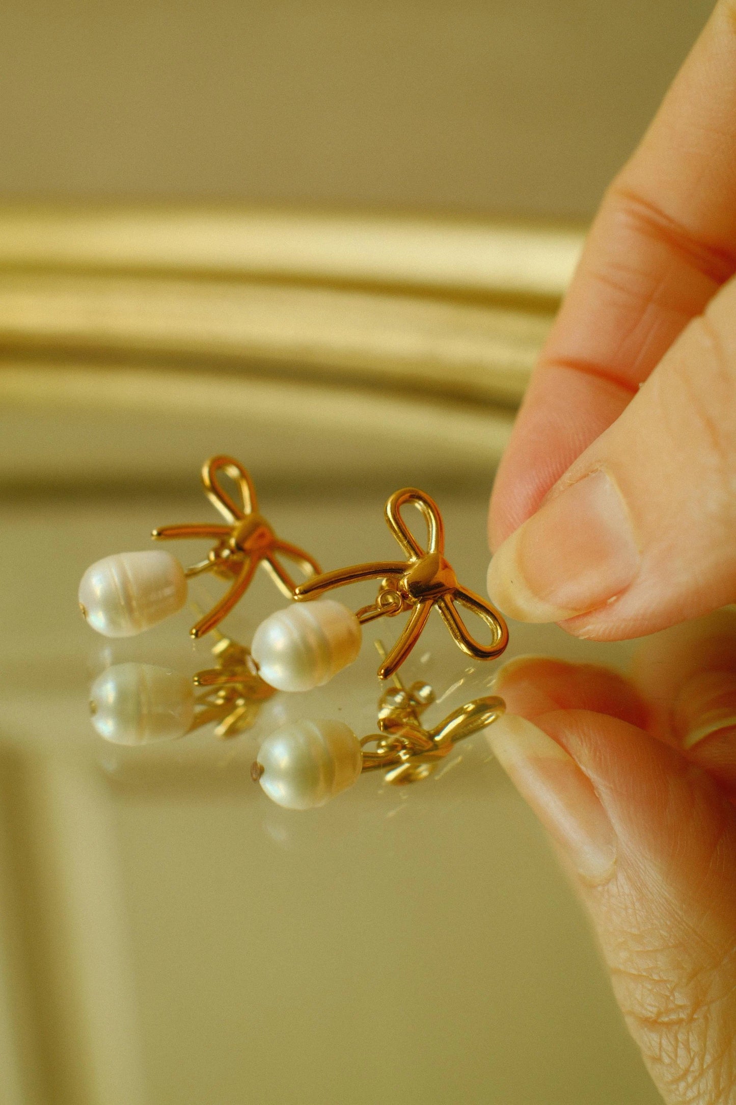 Boucles d’oreilles perles COLETTE – Délicates et intemporelles-Boucles d'oreilles-Camilmari Bijoux-Camilmari Bijoux.