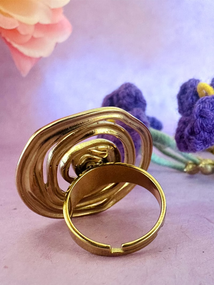 Bague ENORA en acier inoxydable dore grosse rose vue de dos - Camilmari Bijoux