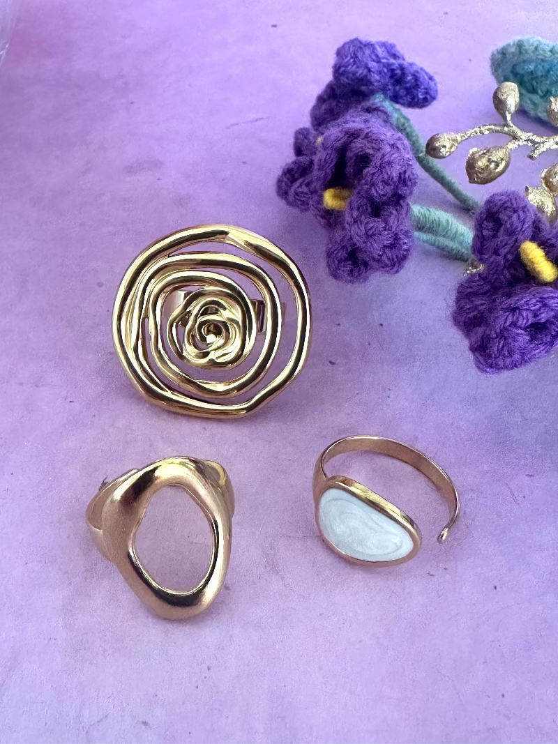 Bague doree en acier inoxydable reglable ENORA AVELINE THAIS - Camilmari Bijoux