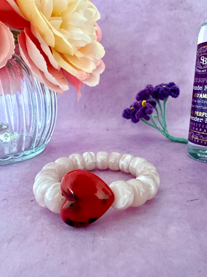 Bracelet élastique CLAUDIE de perles colorées cylindriques et coeur - Camilmari Bijoux