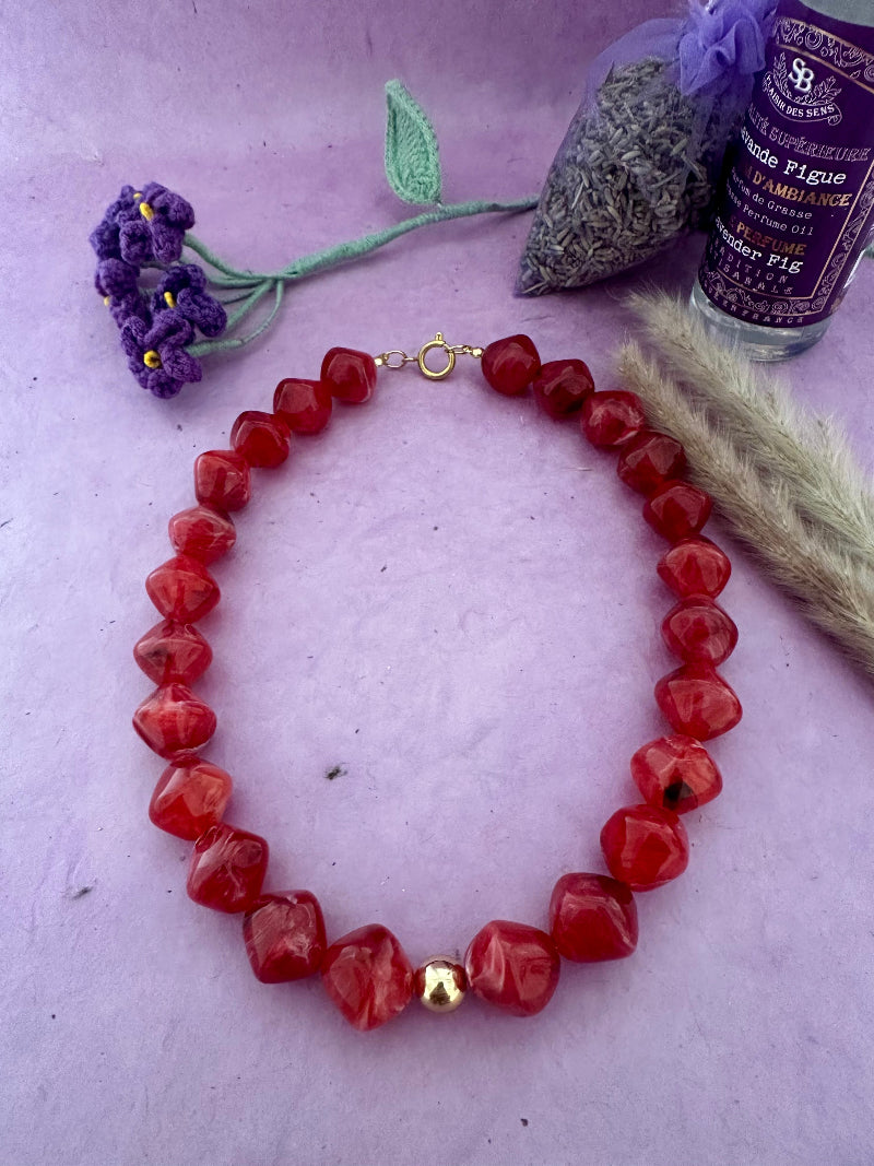 Collier perles rouge grenat et dore ISALINE - Camilmari Bijoux