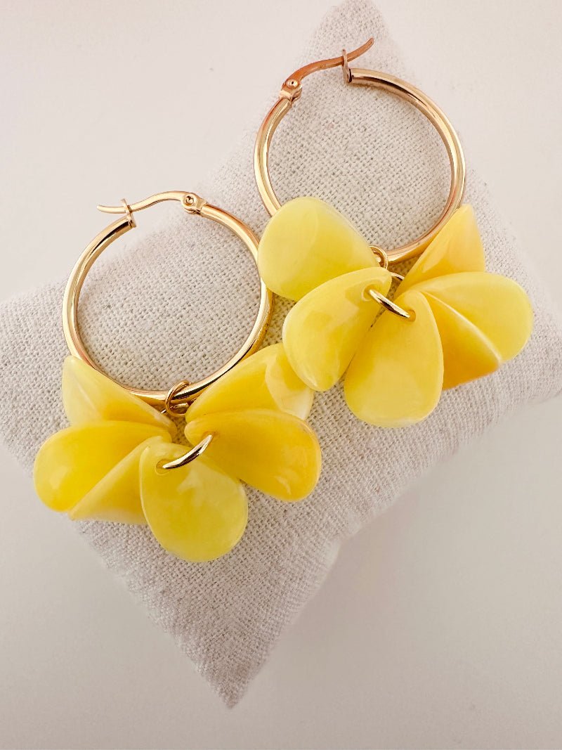 Boucles d oreilles pétales FANNY - Créoles fleurs faites main - Camilmari Bijoux - Créoles argentées inox 30 mm + pétales