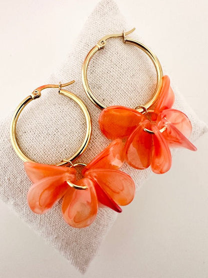 Boucles d oreilles pétales FANNY - Créoles fleurs faites main - Camilmari Bijoux - Créoles dorées inox 30 mm + pétales