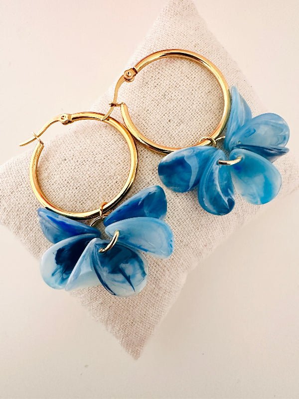 Boucles d oreilles pétales FANNY - Créoles fleurs faites main - Camilmari Bijoux - Créoles dorées inox 30 mm + pétales