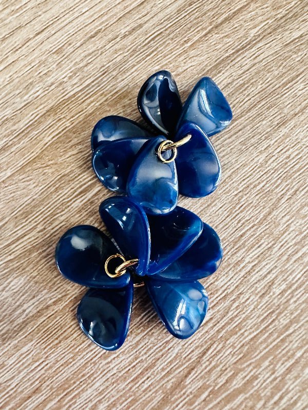 Boucles d oreilles pétales FANNY - Créoles fleurs faites main - Camilmari Bijoux - Paire de suspensions de pétales pour créoles argentées