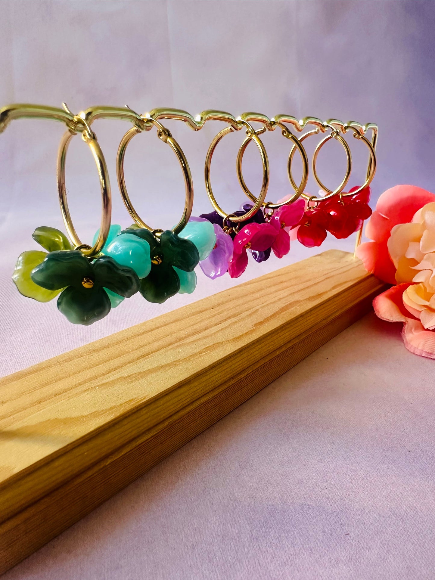 Boucles d'oreilles avec fleurs MALIA - Camilmari Bijoux - Mélange de rose et rouge