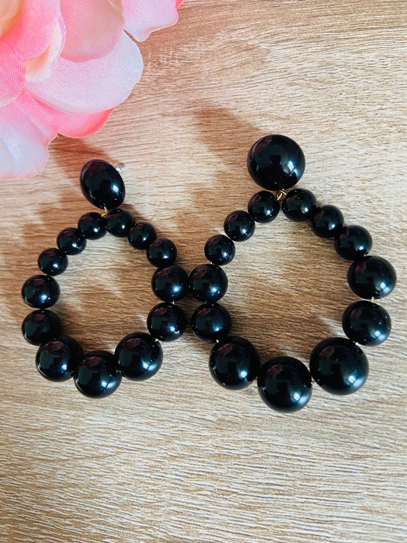 Boucles d’oreilles CAMELIA au style vintage en perles de résine - Camilmari Bijoux - Ivoire