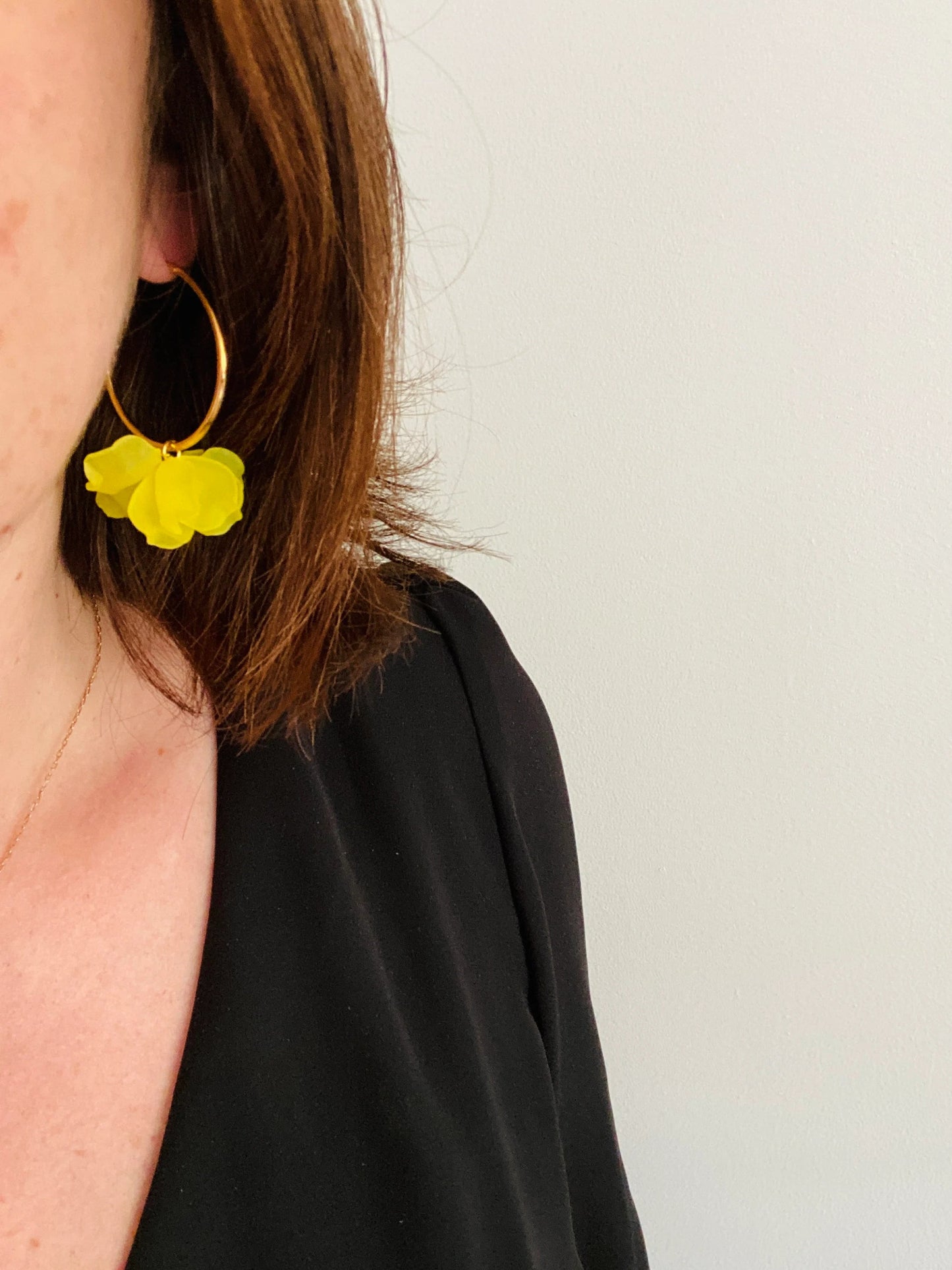 Boucles d'oreilles CAMILLE 35 MM - Camilmari Bijoux - Créoles dorées 35 mm + pétales