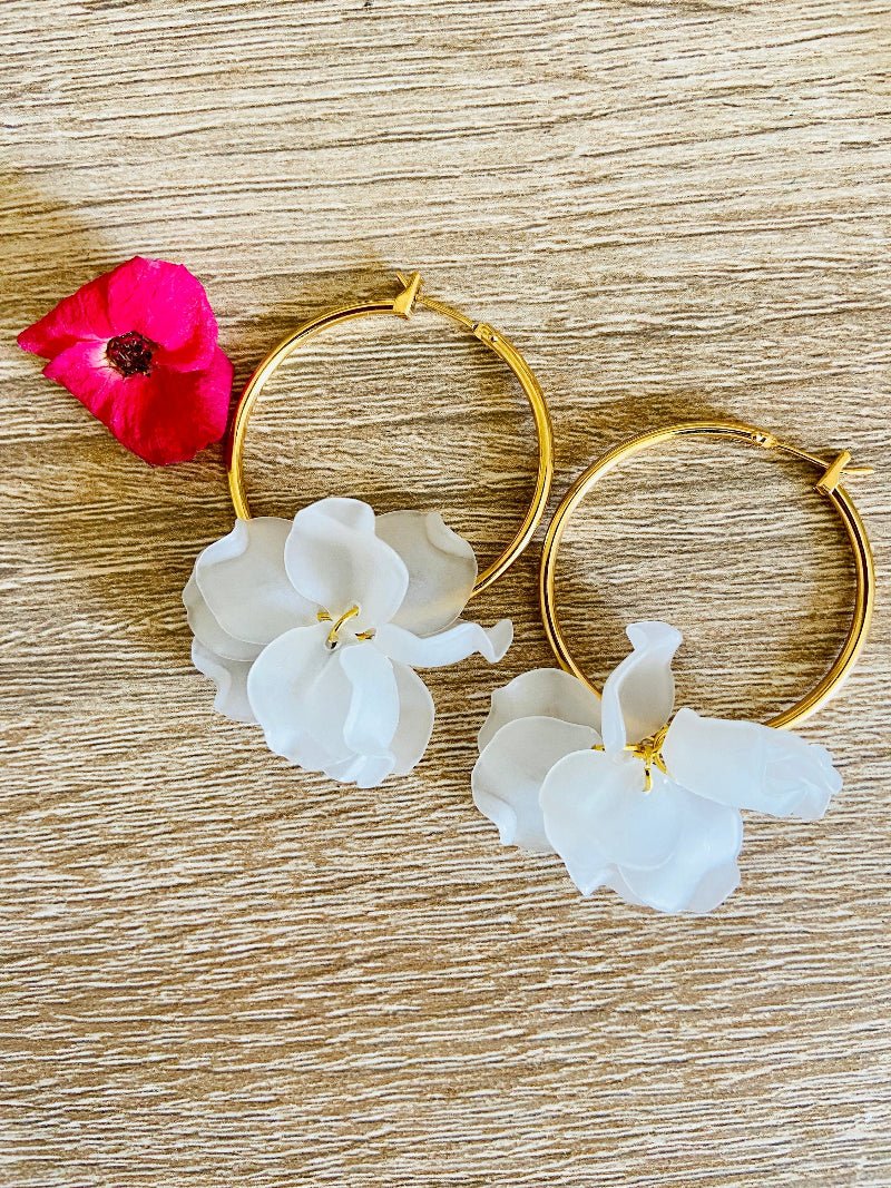 Boucles d'oreilles CAMILLE 35 MM - Camilmari Bijoux - Créoles dorées 35 mm + pétales