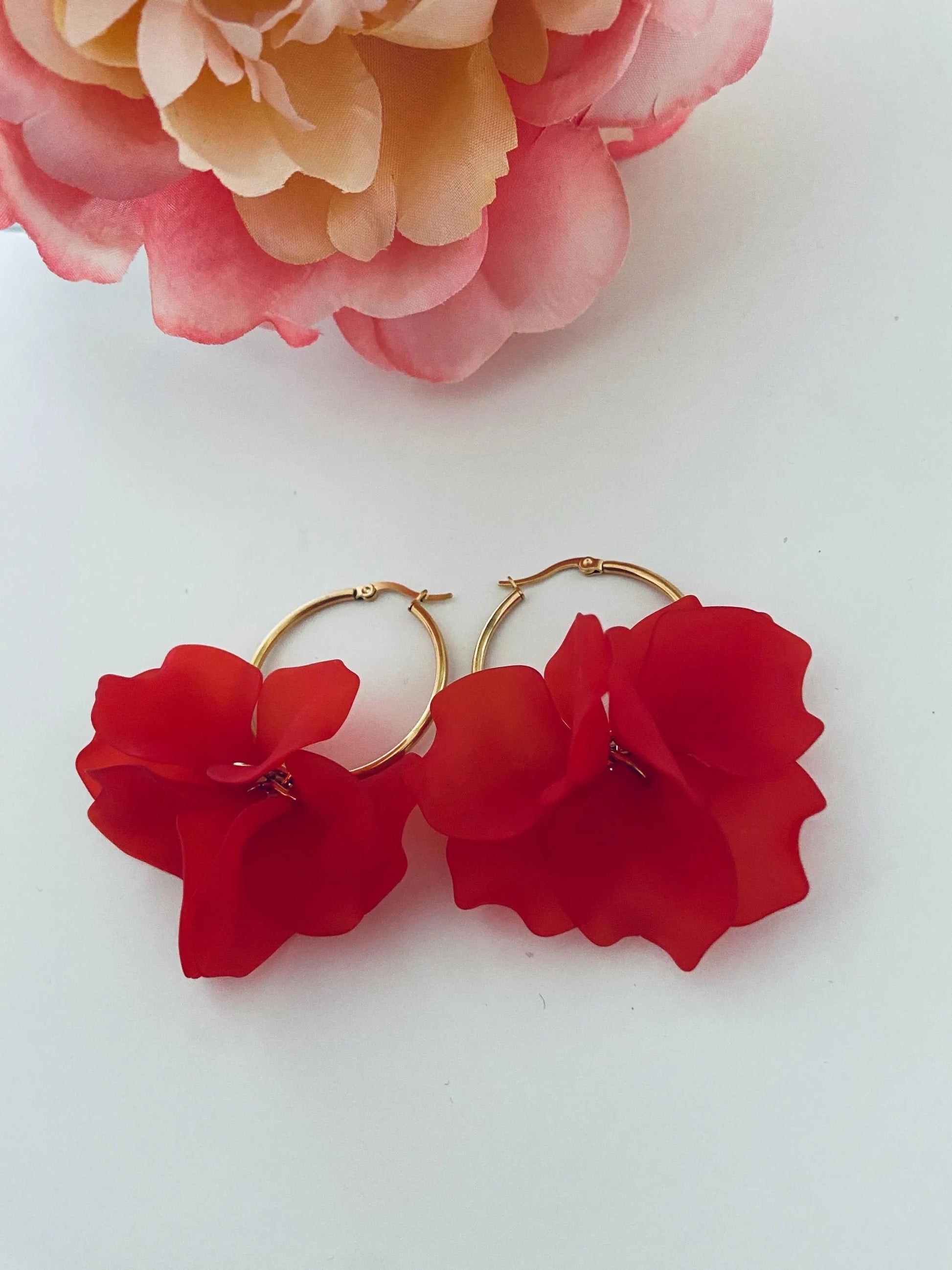 Boucles d'oreilles CHARLIE - Camilmari Bijoux - Créoles dorées 35 mm + pétales