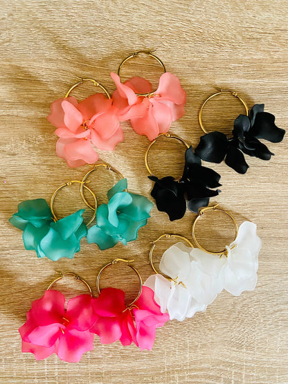 Boucles d'oreilles CHARLIE - Camilmari Bijoux - Créoles dorées 35 mm + pétales