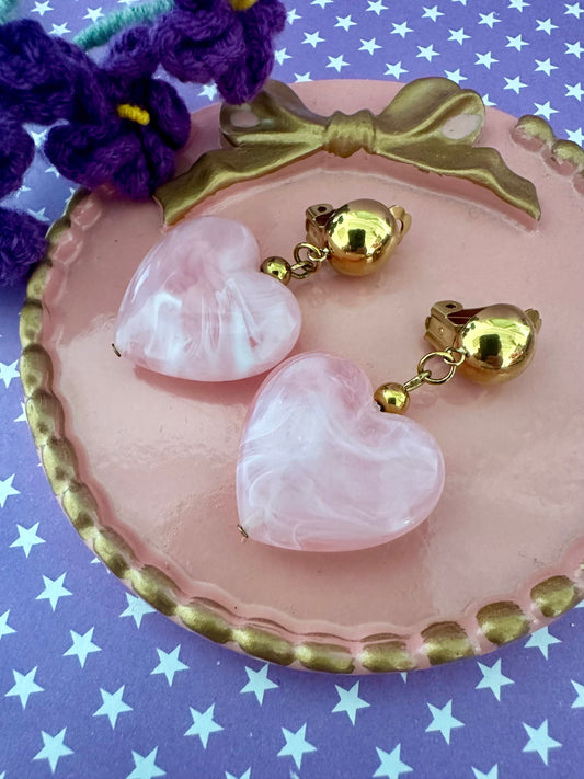 Boucles d'oreilles clips cœurs LOVA - Camilmari Bijoux - Rose pâle marbré