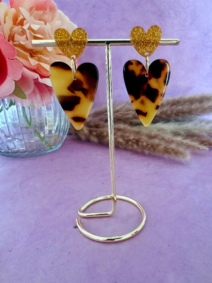 Boucles d’oreilles coeurs LOVEA - Camilmari Bijoux - Doré pailleté et écaille léopard