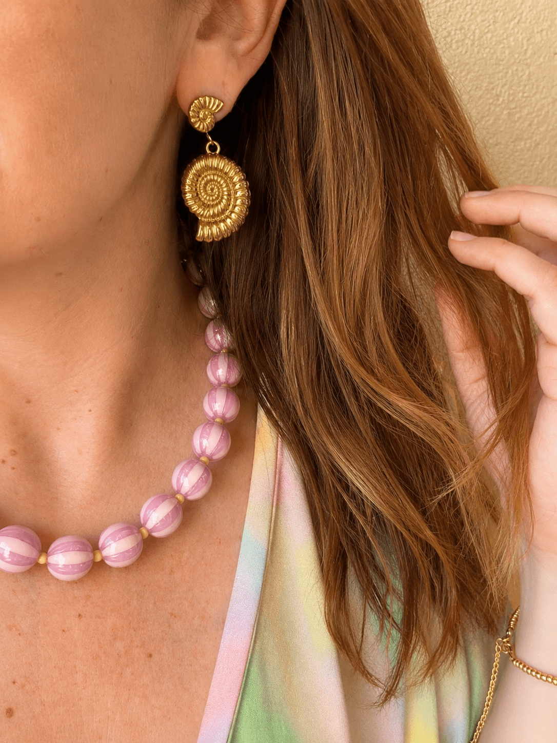 Boucles d'oreilles coquillages dorées ALIZÉE - Camilmari Bijoux -