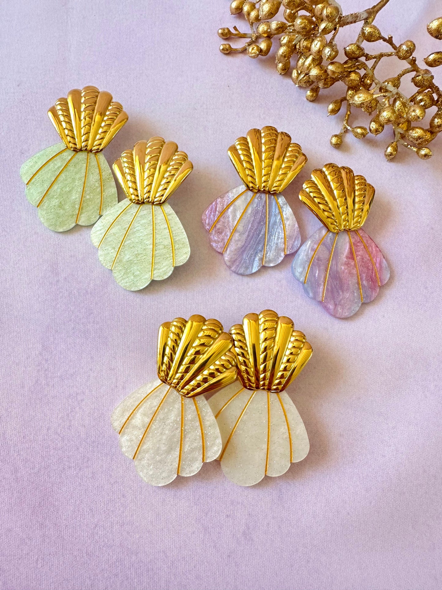 Boucles d’oreilles coquillages pendantes NOUMEA - Camilmari Bijoux - Violet lilas