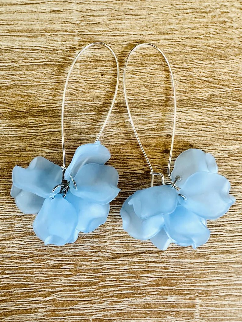 Boucles d’oreilles EVA – Dormeuses élégantes à pétales colorés - Camilmari Bijoux - Argentées +pétales