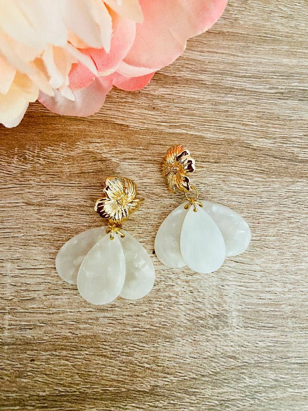 Boucles d’oreilles fantaisie et raffinées GLORIA – faites main - Camilmari Bijoux - Ecaille Ivoire marbré