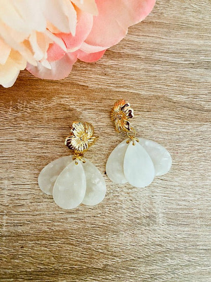 Boucles d’oreilles fantaisie et raffinées GLORIA – faites main - Camilmari Bijoux - Ecaille Ivoire marbré