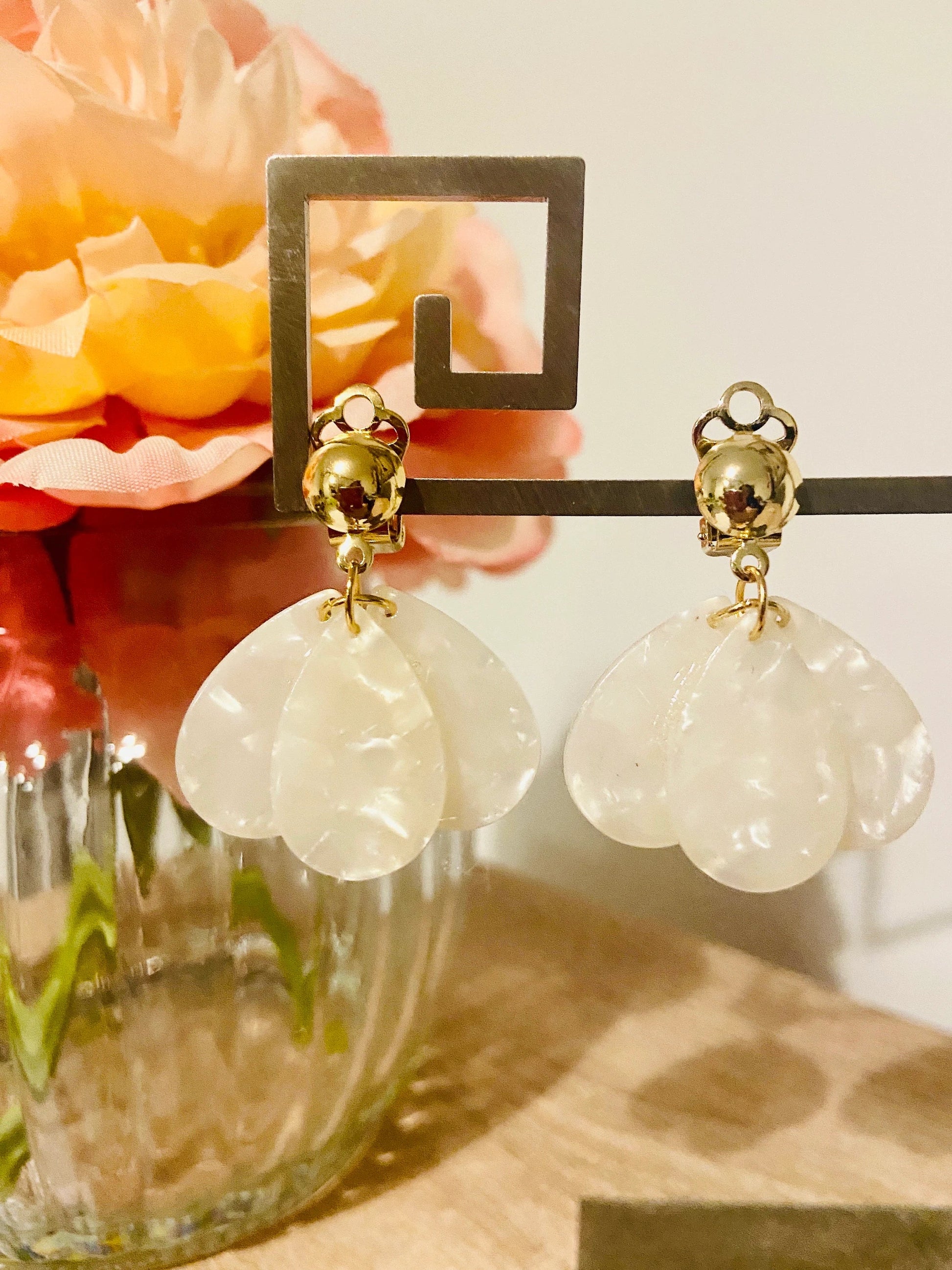 Boucles d’oreilles fantaisie et raffinées GLORIA – faites main - Camilmari Bijoux - Ecaille vert d'eau marbré