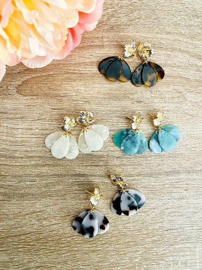 Boucles d’oreilles fantaisie et raffinées GLORIA – faites main - Camilmari Bijoux - Ecaille Ivoire marbré