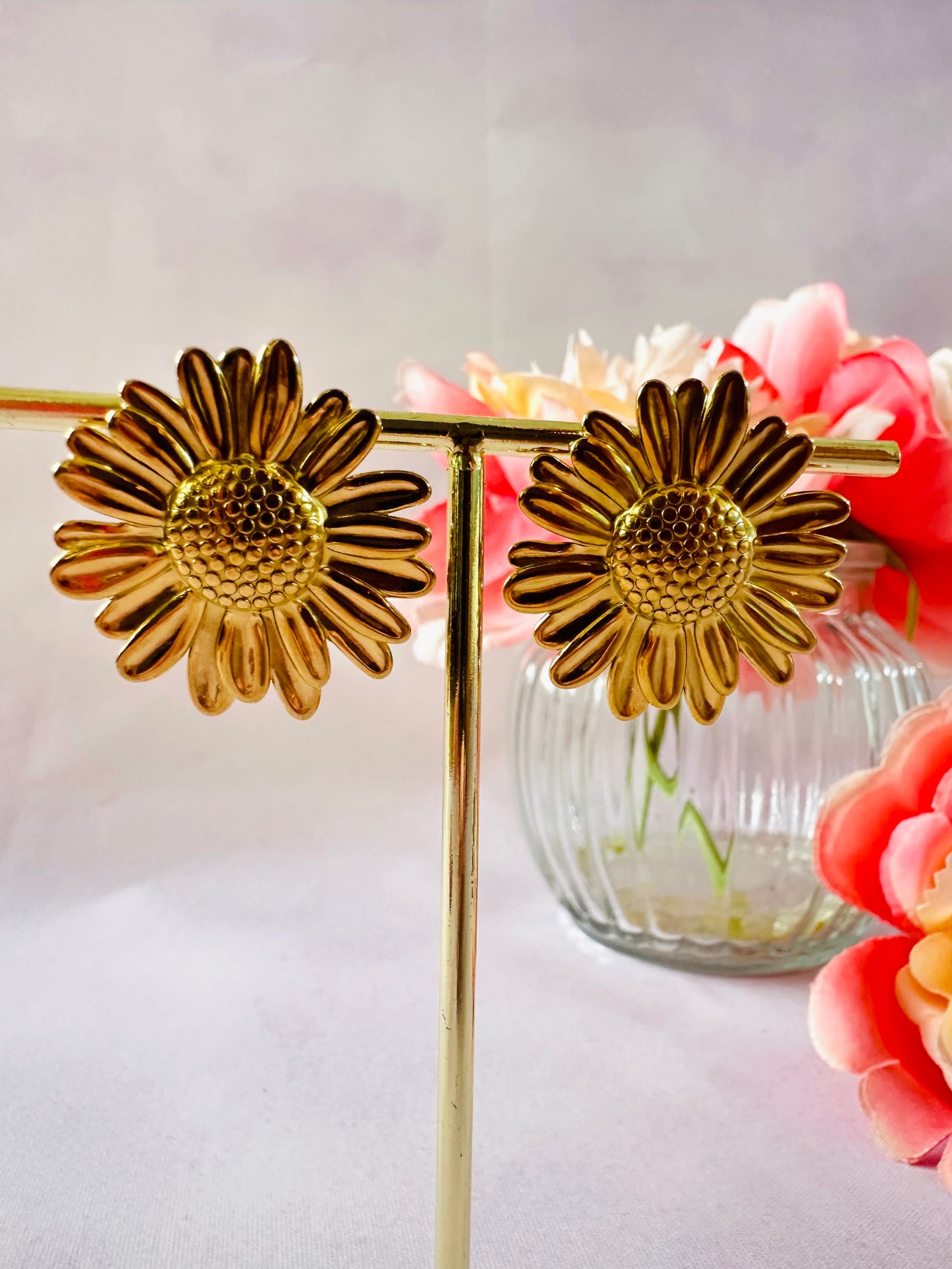 Boucles d'oreilles fleurs dorées MAGGIE - Camilmari Bijoux - 