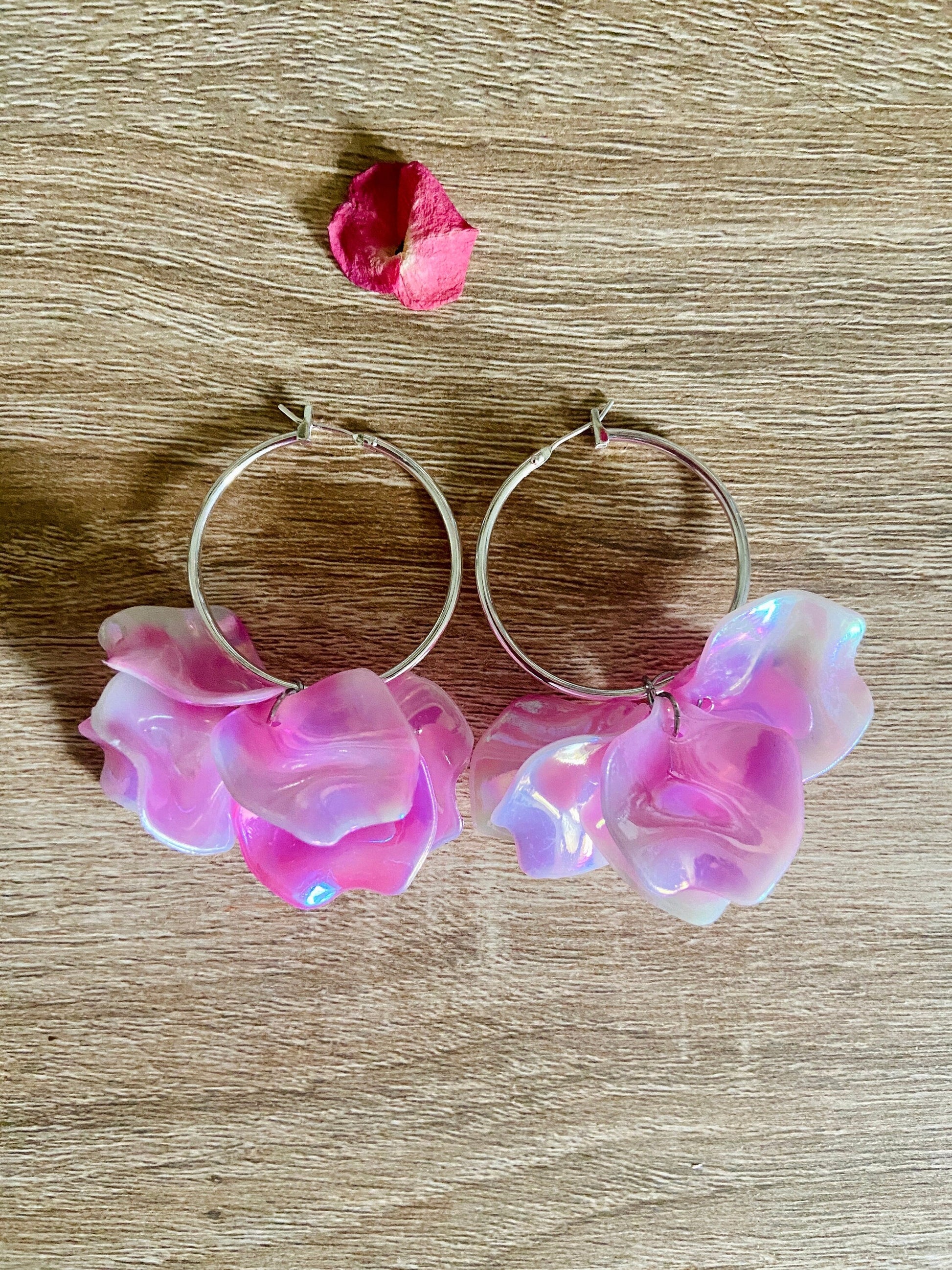 Boucles d'oreilles MELIA - Camilmari Bijoux - Créoles argentées 35 mm + pétales