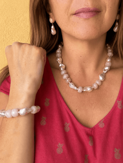 Boucles d'oreilles nacrées PERLITA - Camilmari Bijoux - Clou d'oreille tige pour oreilles percées