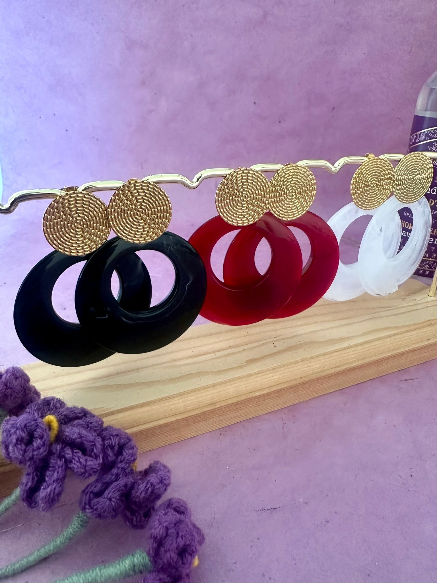 Boucles d’oreilles NOA – Maxi boucles d’oreilles pendantes et légères - Camilmari Bijoux - Blanc translucide