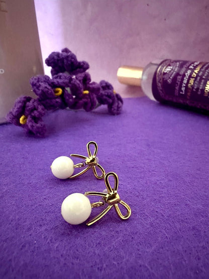 Boucles d'oreilles nœuds et perles ALICE - Camilmari Bijoux - Écru