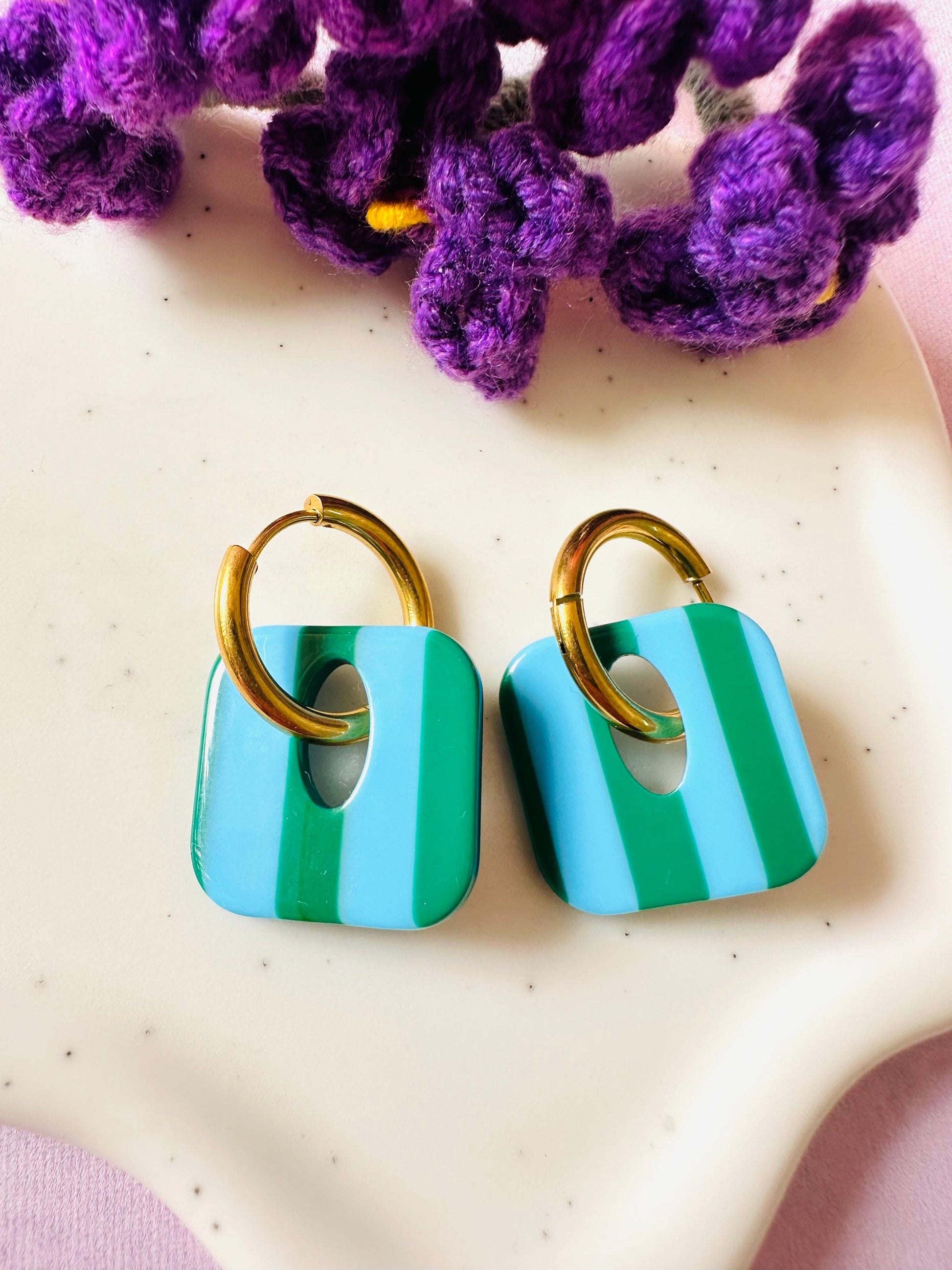 Boucles d'oreilles pampilles colorées GIGI - Camilmari Bijoux - Créoles dorées + une paire de pampilles