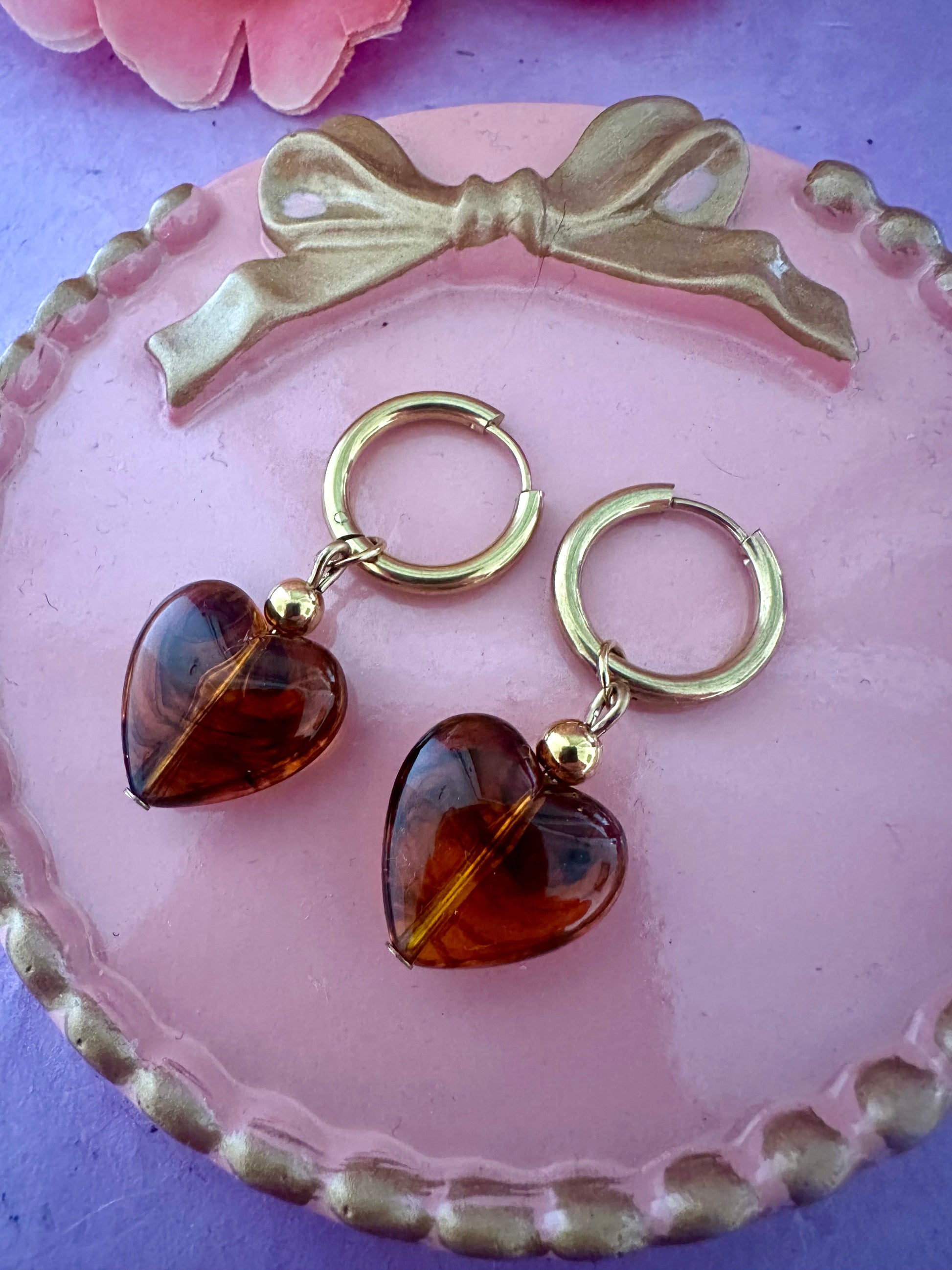 Boucles d'oreilles pampilles petits coeurs CLAUDIE - Camilmari Bijoux - Créoles + 1 paire de pendentifs cœurs