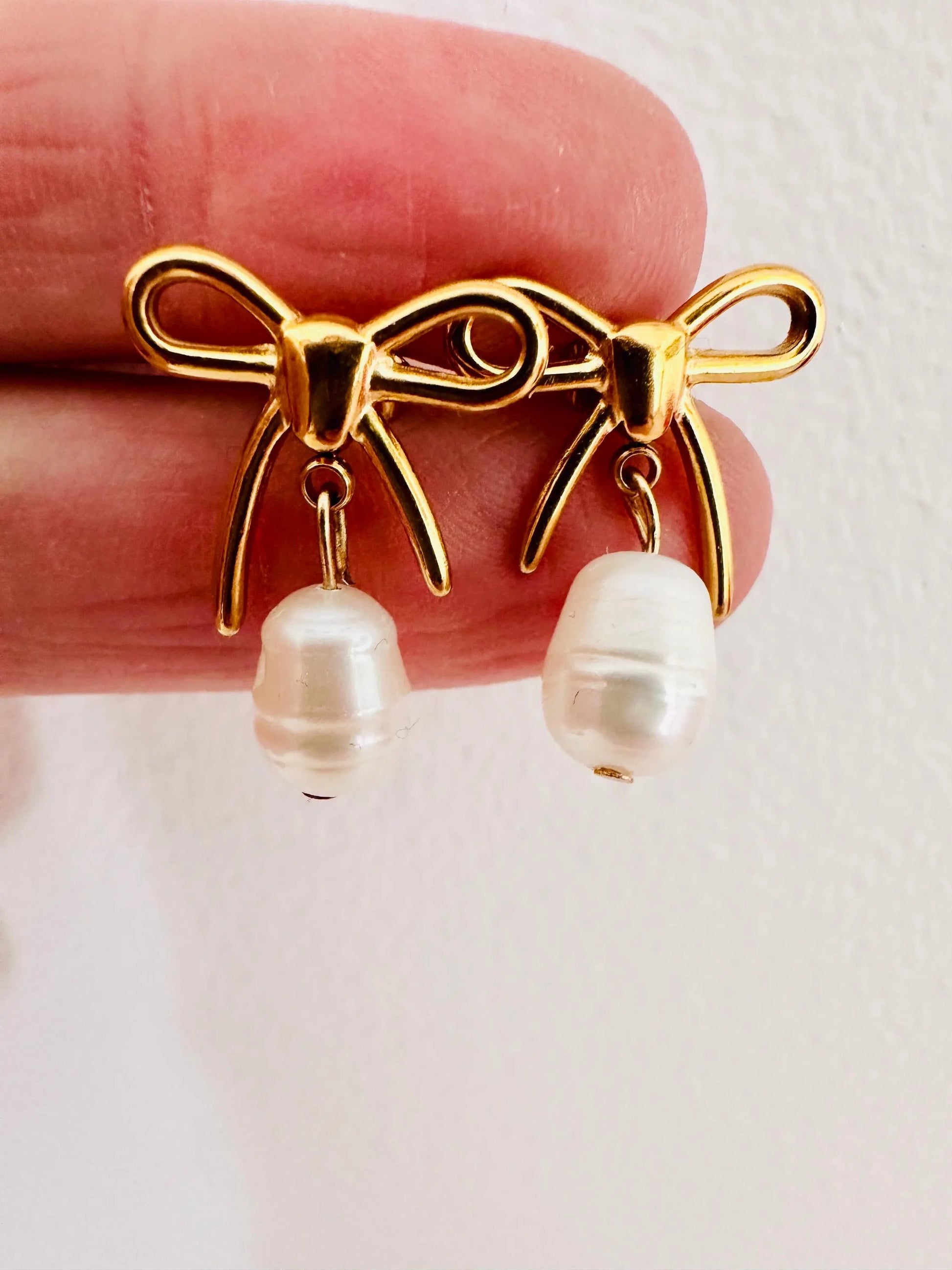 Boucles d’oreilles perles COLETTE – Délicates et intemporelles - Camilmari Bijoux - 