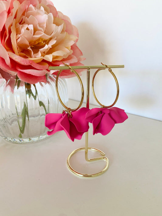 Boucles d’oreilles ROSIE – Grandes créoles fleuries faites main mariage - Camilmari Bijoux - Rose bonbon
