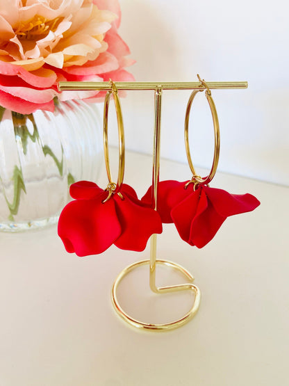 Boucles d’oreilles ROSIE – Grandes créoles fleuries faites main mariage - Camilmari Bijoux - Rouge velours