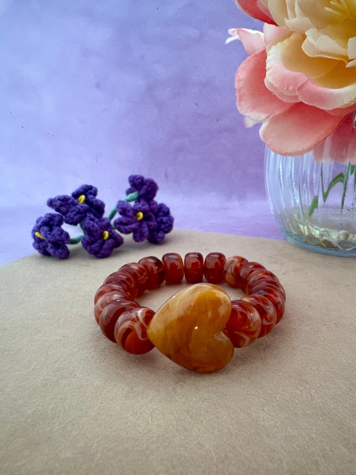 Bracelet coloré CLAUDIE - Camilmari Bijoux - Terracotta - brique avec un cœur abricot