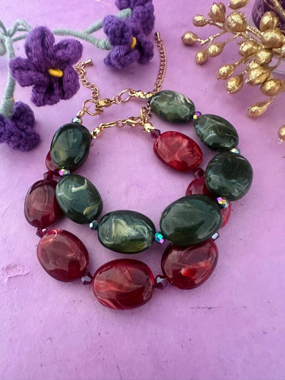 Bracelet OLIVIE – Bracelet de perles ovales vert olive ou rouge bordeaux - Camilmari Bijoux - Vert olive