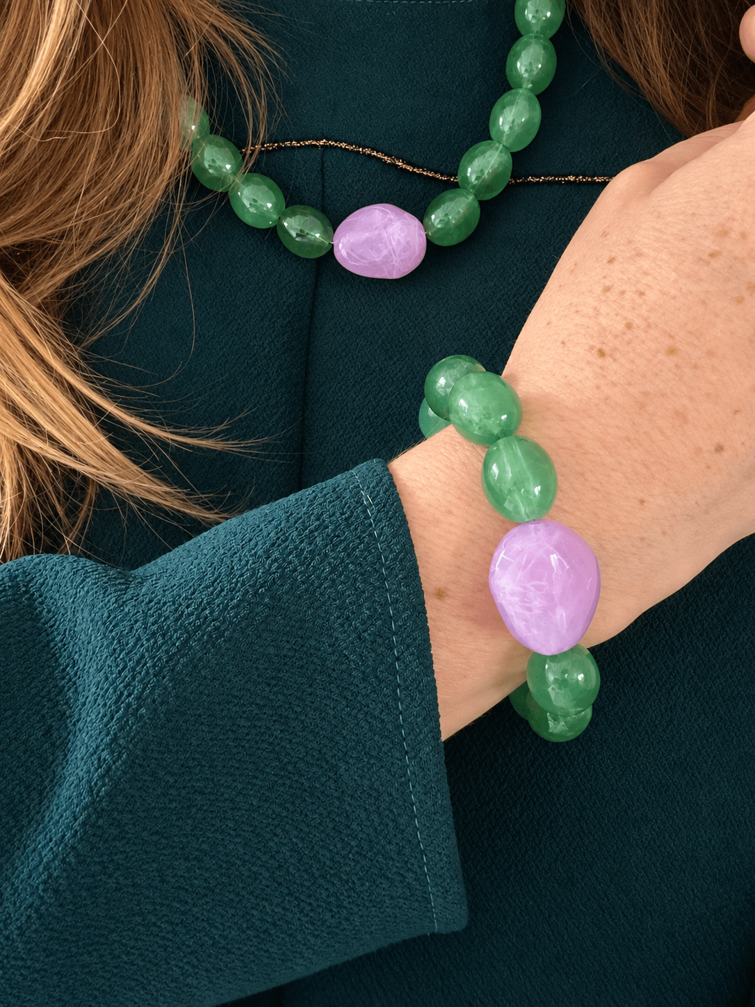 Bracelet perles fantaisie APOLLINE - Camilmari Bijoux - Vert intense & Lilas
