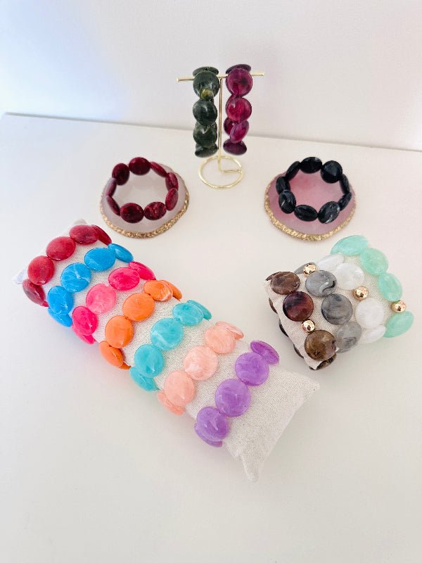 Bracelet SIENNA - Bracelet coloré élastique en perles plates fait main - Camilmari Bijoux - Rouge diamètre 16 cm