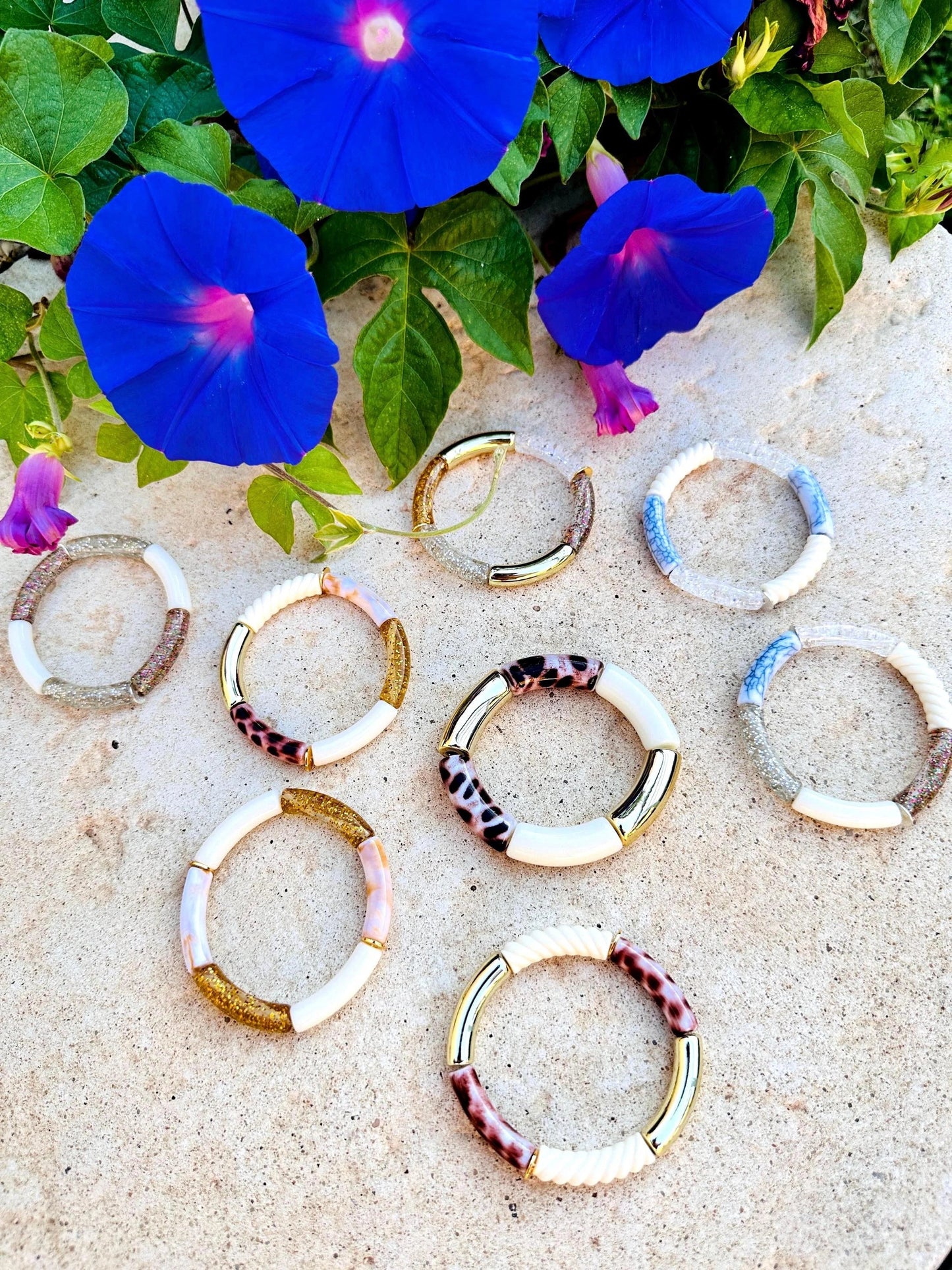 Bracelet VALENTINE en perles tubes acrylique, élastique fait main - Camilmari Bijoux - 1