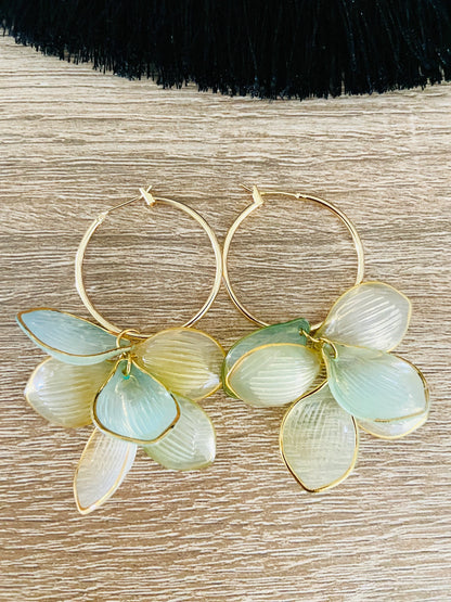  Boucles d’oreilles CELESTE – créoles fantaisie à pétales légères-Boucles d'oreilles-Camilmari Bijoux-Camilmari Bijoux.