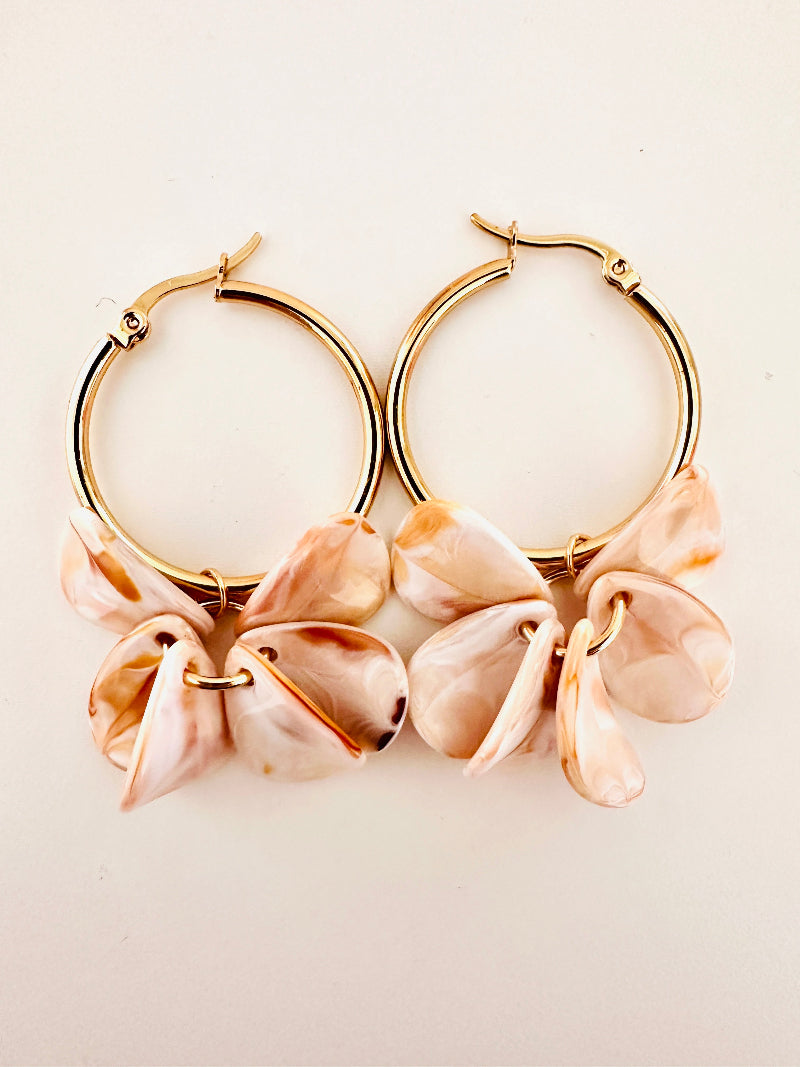  Boucles d’oreilles à pétales FANNY - Créoles fleuries faites main-Boucles d'oreilles-Camilmari Bijoux-Camilmari Bijoux.